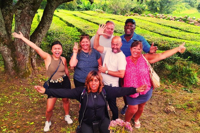 Essential San Miguel: 2 Day-Tour of Natural Wonders & Top Spots - Day 2 East São Miguel: Tea at Gorreana, Waterfalls in Caldeirões, and Furnas Steam