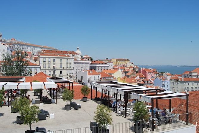 Expert Lisbon Tour with Local Guide in Private Eco Tuk Tuk - Graça and Miradouro da Senhora do Monte: the big Lisbon panorama