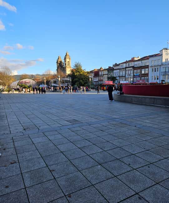 Explore the Portuguese Rome City of Braga - Roman Ruins at Frigideiras do Cantinho: Braga’s Hidden Ancient Layer