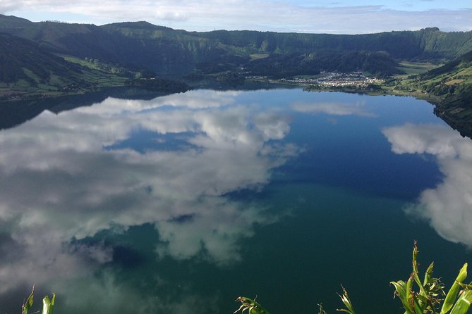 Explore the Wonders of Sete Cidades & West side on a Jeep Tour - Ponta da Ferraria: Where Volcanic Heat Meets the Sea