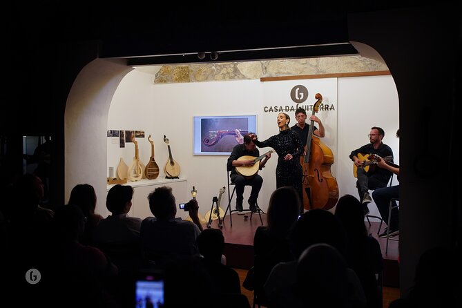 Fado by Casa da Guitarra - Inside the Show: Vocals, Portuguese Guitars, and the Fado Pause