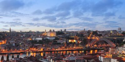 Fado Dinner Show and Night Lights Tour in Porto - Pickup timing in Porto: the 7:00–7:30 window
