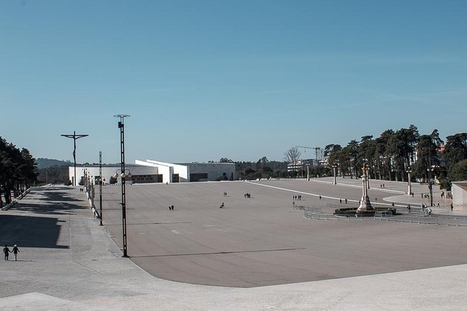 Faith and Heritage: Fátima, Batalha, Nazaré, Óbidos from Lisbon - Forte de São Miguel: A Short Stop That Connects Surf Records to the Coast