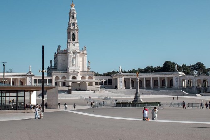 Faith and Heritage: Fátima, Batalha, Nazaré, Óbidos from Lisbon - Practical Tips to Make the Most of Every Stop
