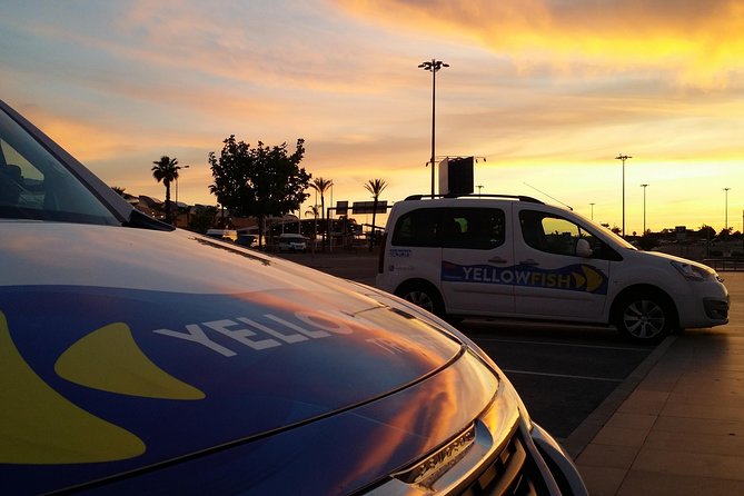 Faro airport - Carvoeiro: Private Return Transfer - Comfort matters: air-conditioning, private space, and a direct ride