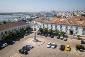 Faro: Private & Flexible Walking Tour in Historic Center - Walkbox on your phone, working even when data doesn’t