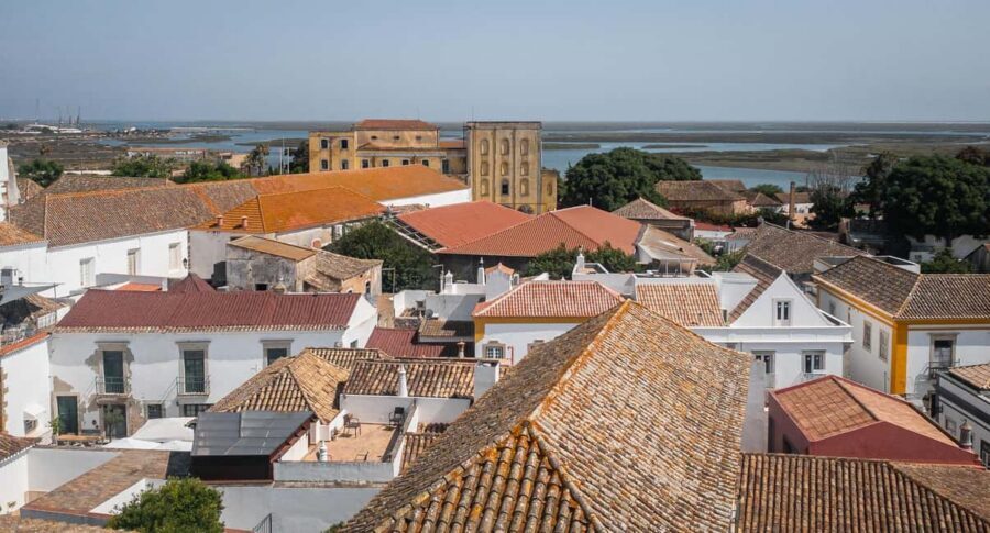 Faro: Private & Flexible Walking Tour in Historic Center - The 3 km circular route through the best Faro mix