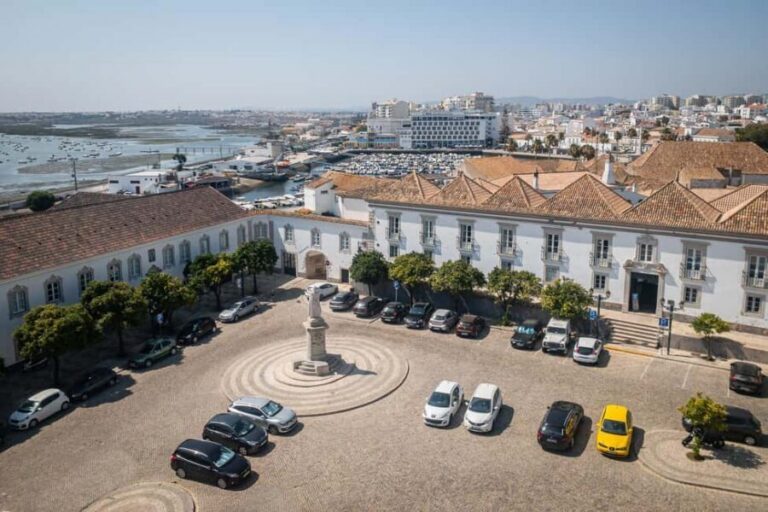 Faro: Private & Flexible Walking Tour in Historic Center - Walkbox on your phone, working even when data doesn’t