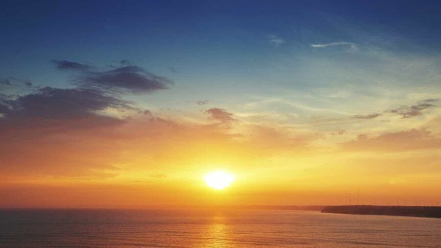 Faro: Ria Formosa Guided Sunset Tour by Catamaran - The Viewpoint and Photo Stop: timed for real sunset color