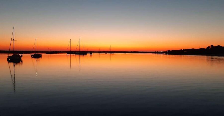 Faro: Ria Formosa Sunset Nature Boat Tour - Ilha Deserta and Farol: why these barrier islands matter
