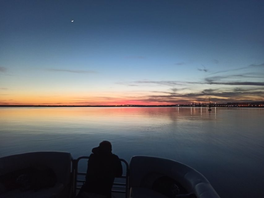 Faro: Sunset 1 hour Ria Formosa Boat Tour - Typical stop highlights: Ilha Barreta and the Farol lighthouse area