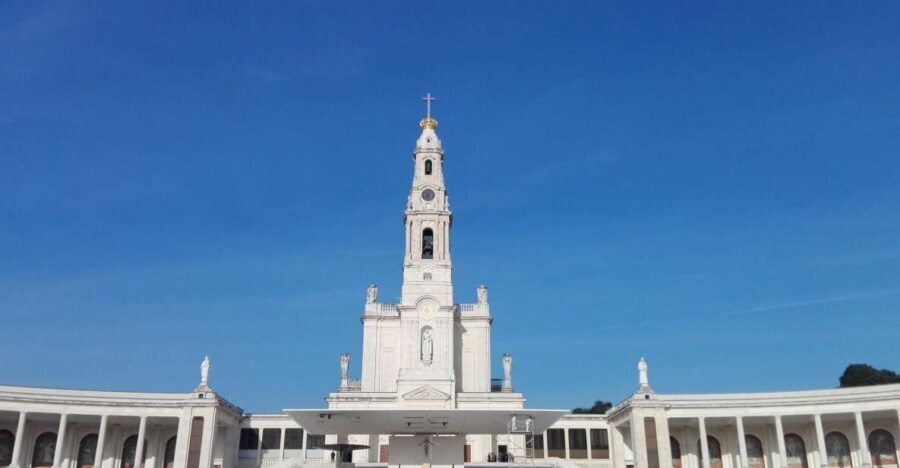 Fátima, Batalha, Alcobaça, Nazaré and Óbidos Private Tour - Key Highlights Worth Getting Excited About