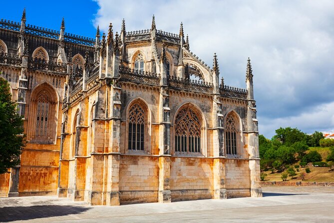 Fatima, Batalha, Nazaré & Óbidos Private Luxury Tour - How the 8-hour flow avoids feeling rushed
