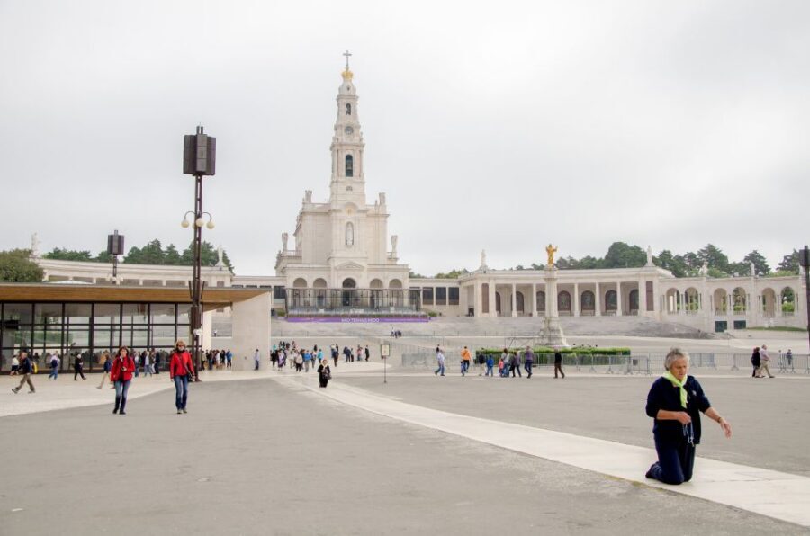 Fátima, Óbidos and the Atlantic Coast Day Tour from Lisbon - Key moments worth circling