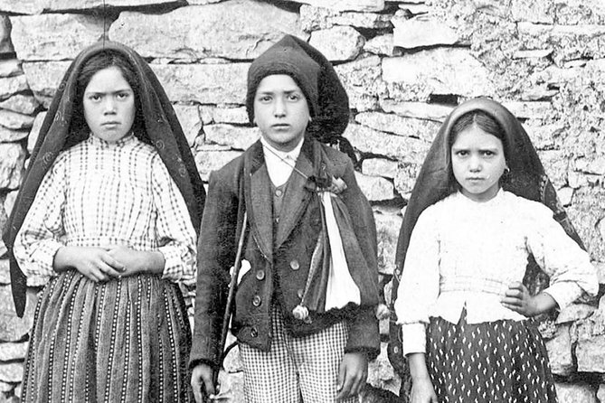 Fatima Private Personalized Half Day Experience from Lisbon - Casa de Lúcia: a quieter stop with meaning