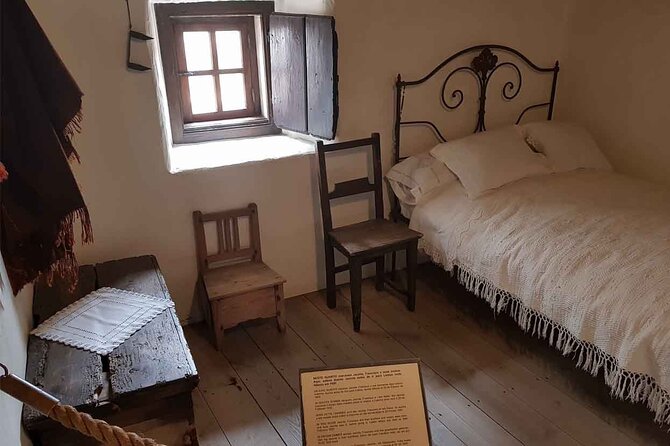 Fatima Private Personalized Half Day Experience from Lisbon - Price and value: why $217.69 can feel fair
