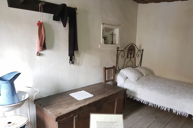 Fatima Private Personalized Half Day Experience from Lisbon - Timing tips: morning vs afternoon and what to plan