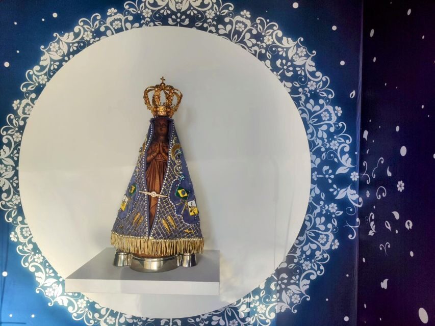 Fátima Private Tour: Shrine| Sacred Path |Shepherds House - Basilica of the Most Holy Trinity and the opening context