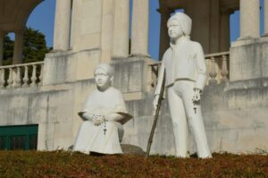 Fátima: Sanctuary and Apparition Sites Guided Tour - Capelinha das Aparições: the heart of the 1917 story