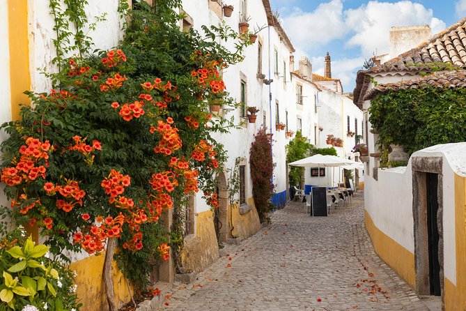 Fátima Sanctuary, Óbidos Medieval and Nazaré from Lisbon - Making the most of free time at each stop
