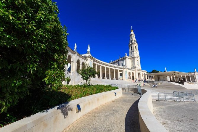 Fatima Sanctuary Private Tour from Lisbon - Sanctuary of Our Lady of Fátima: Guided Time Plus Space to Breathe