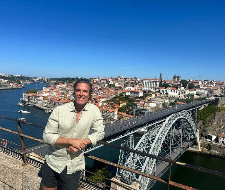 First thing to do in Porto, Know Porto Private Walking Tour. - Sé do Porto Cathedral: the quick guided anchor