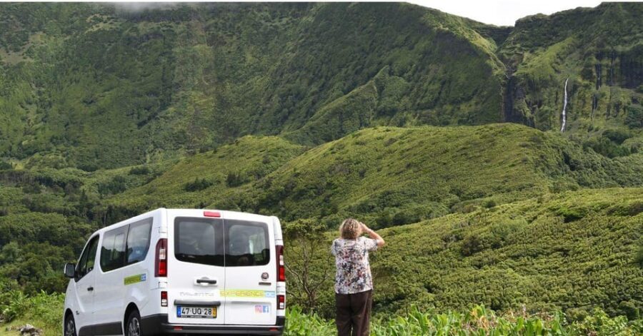 Flores Island: Full-Day Guided Tour with Lunch - A Full-Circle Flores Day From Santa Cruz or Fajã Grande