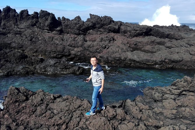 From Angra: Terceira Island Full-Day Tour (Shared Tour) - Praia da Vitória and Serra do Santiago: switching from wild coast to town views