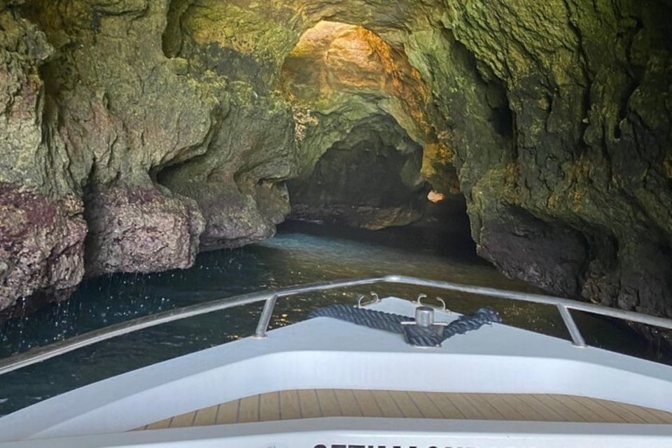 From Armação de Pêra: Sunset Boat Tour to Benagil Cave - How the guide and GPS-style timing keep the cruise smooth