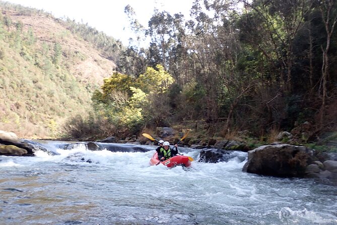 From Arouca: Paiva River Canoe Rafting Adventure Tour - Starting at Passadiços do Paiva (Areinho): gear up, then go