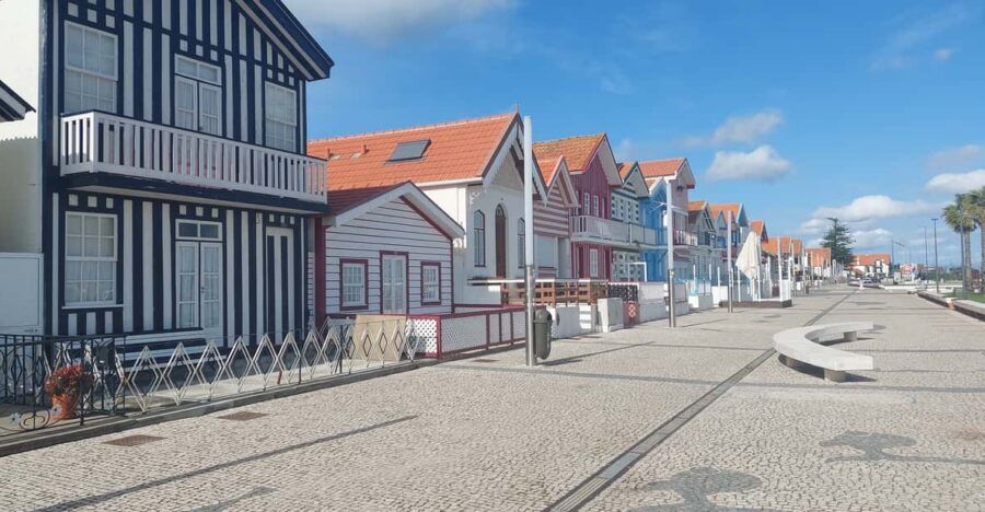 From Aveiro/Ilhavo: Barra, Costa Nova, and Vista Alegre Tour - Who this tour is best for (and who should think twice)