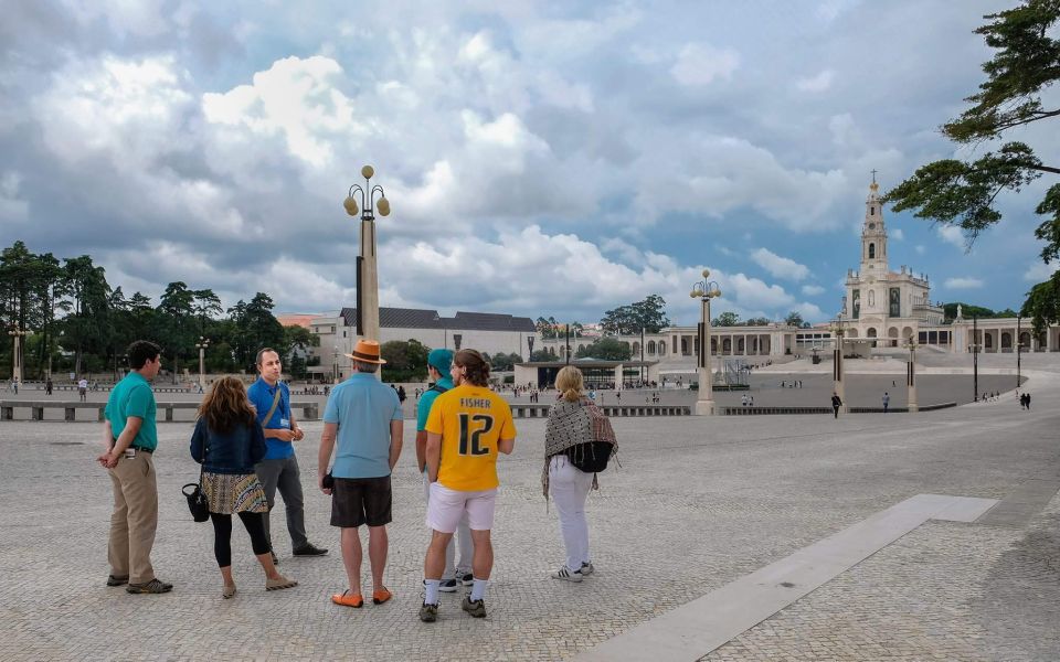 From Fatima: Private Fatima Tour with a Local Guide - Most Holy Trinity Basilica (2007): a modern marker for a long story