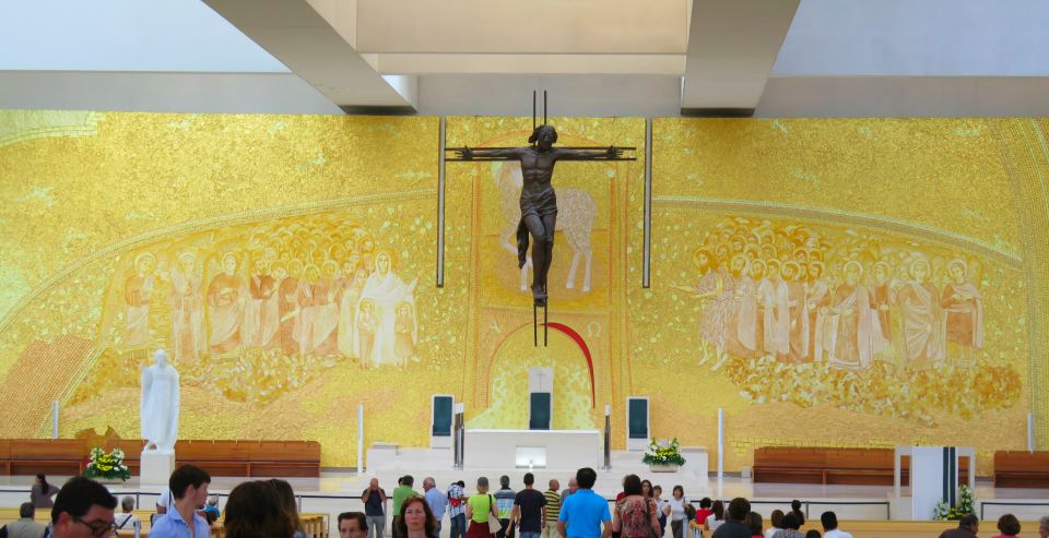 From Fatima: Private Fatima Tour with a Local Guide - Pacing, weather, and what to wear (seriously)