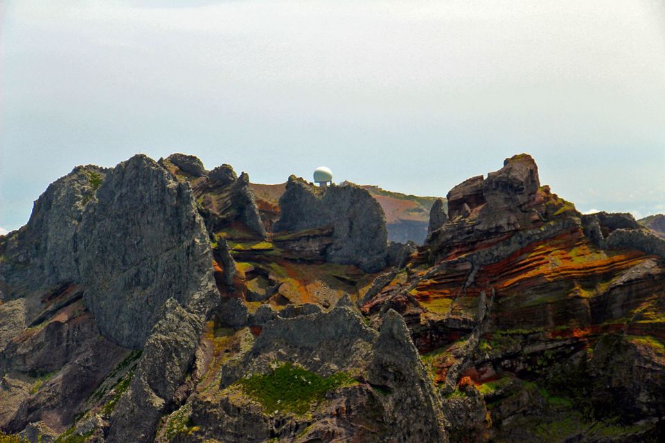 From Funchal: Madeira Peaks Mountain Walk - Railings, cable supports, and the reality of heights