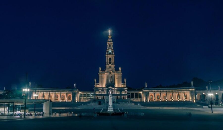 From Lisbon: Fatima, Nazare, Obidos & Caves Private Day Trip - Fátima Sanctuary: spiritual Portugal with context