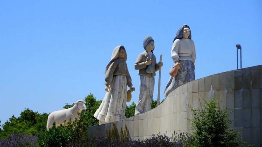 From Lisbon: Fátima Sanctuary, Nazaré & Óbidos - Key highlights worth your attention