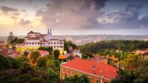 From Lisbon: Half-Day Sintra Tour - Sintra Historical Centre: Real Town Time, Not Just Palace Time