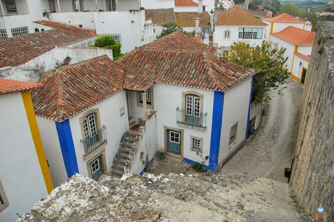 From Lisbon : Óbidos & Nazaré Giant Waves, Ginja & Small Group - Should you book this Óbidos and Nazaré day trip?