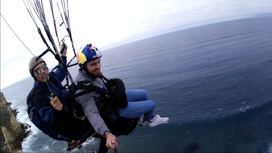 From Lisbon: Paragliding Tandem Flight - Who This Experience Fits Best