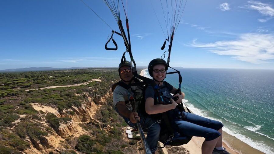 From Lisbon: Paragliding Tandem Flight - The Team: How the Pilot Makes It Feel Safe