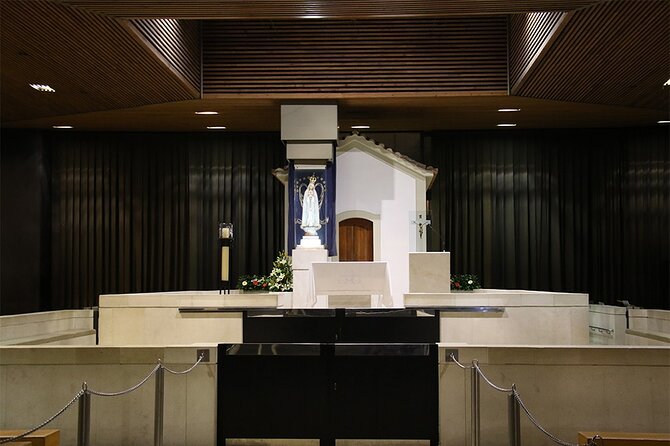 From Lisbon: Sanctuary of Fátima & the Little Shepherds Town - Chapel of the Apparitions: the place for your own pause