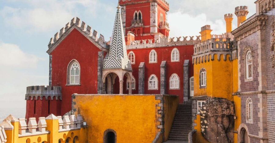 From Lisbon: Sintra and Portuguese Coast Private Day Tour - Castle of the Moors and Monserrate: Great Views Without the Full Commitment