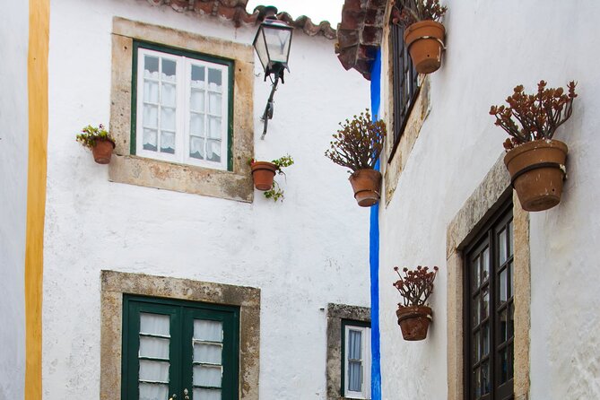 From Lisbon: Small Group to Fátima, Batalha, Nazaré & Óbidos - Batalha Monastery: A Short Stop That Still Matters