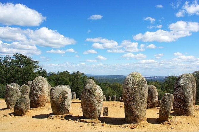 From Lisbon to Alentejo: Évora and Megaliths Full-Day Group Tour - Entering Évora’s UNESCO walls: plan for cobblestones and quick orientation