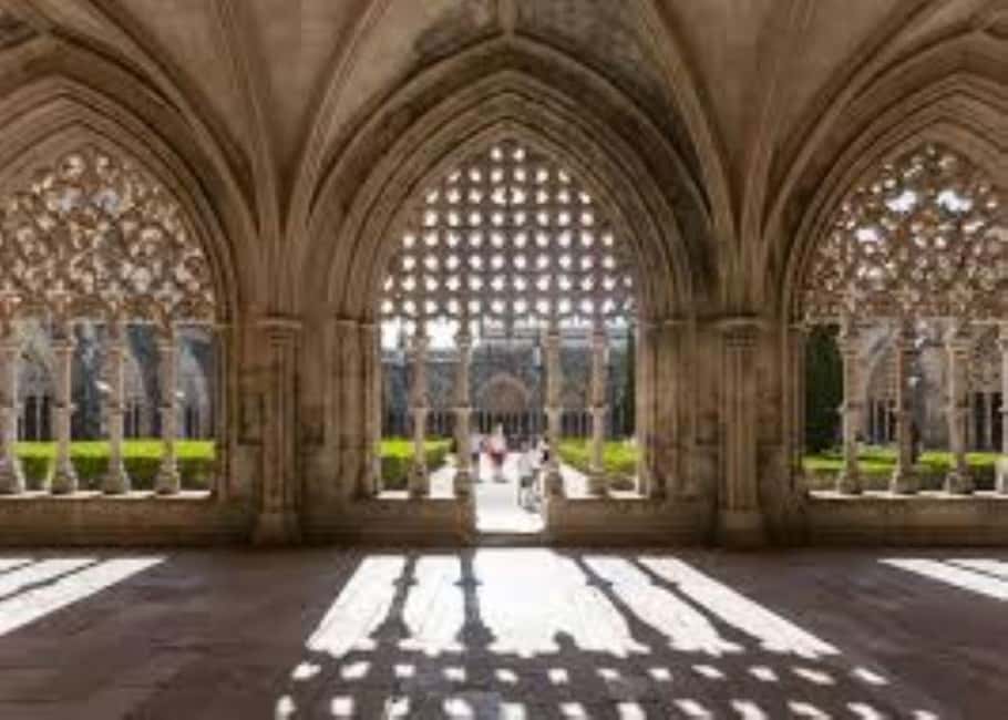 From Lisbon: Tomar, Batalha, Alcobaça, & Óbidos Templar Tour - Batalha Monastery: the UNESCO stop that deserves your full attention