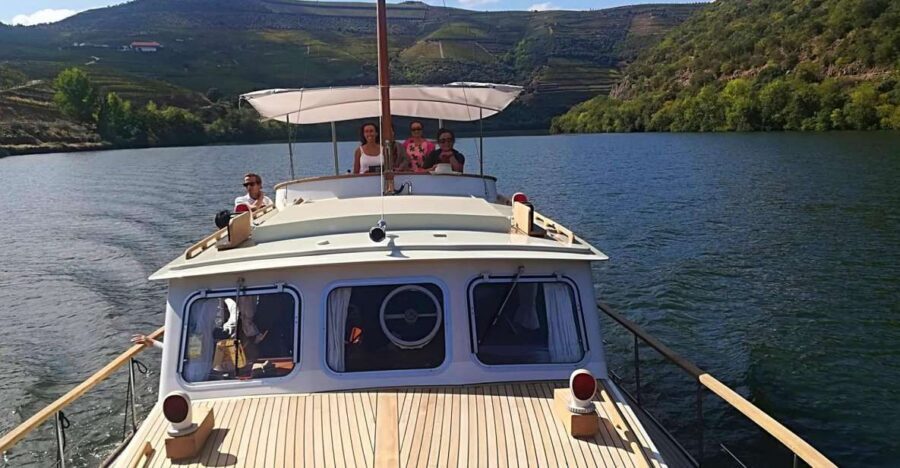 From Pinhão: Private Yacht Cruise along the Douro River - The Yacht Setup: Glassed-In Comfort With Open-Roof Fun