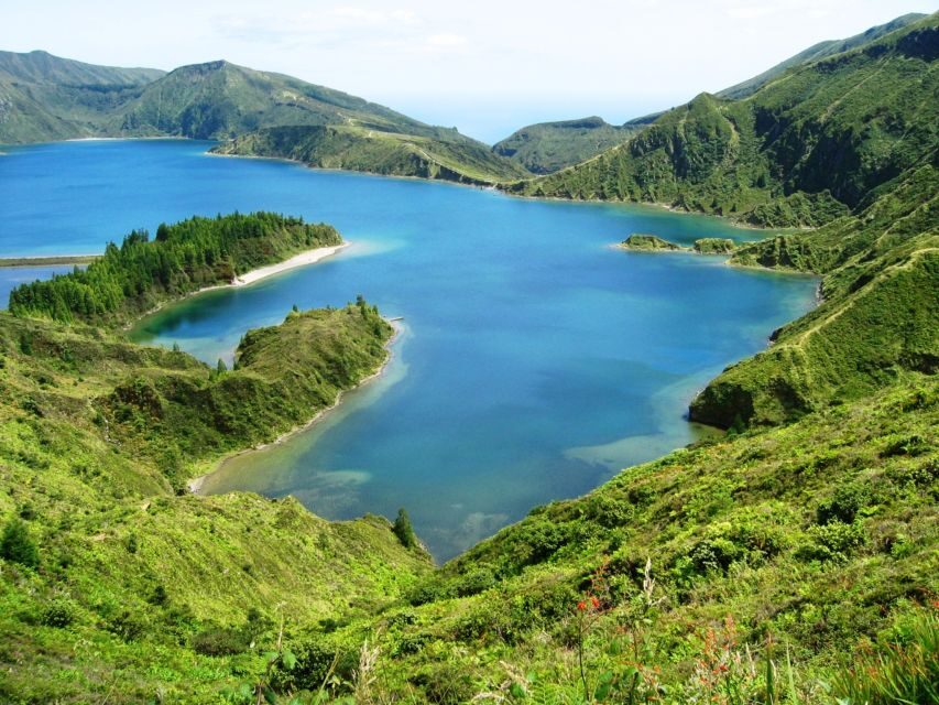 From Ponta Delgada: Lagoa do Fogo Half-Day Jeep Tour - Lagoa do Fogo up close: why off-road access matters