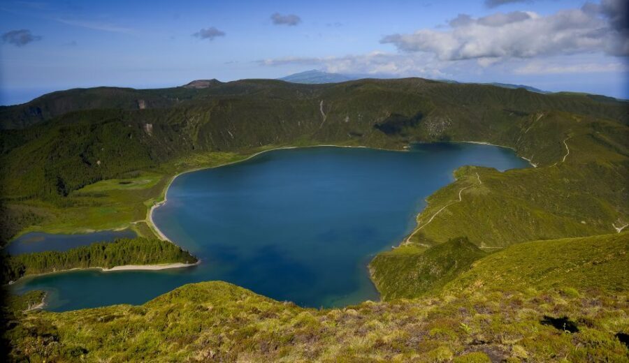 From Ponta Delgada: Lagoa do Fogo & Hot Springs Day Trip - A full day loop that starts with a clean pickup