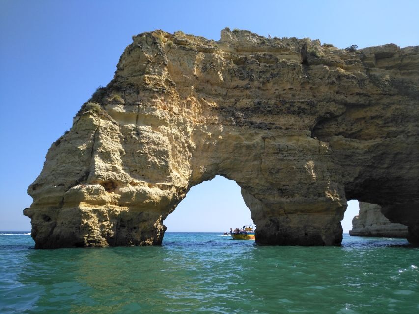 From Portimão: Benagil Caves & Marinha Beach Boat Tour - Duration and Pacing: 105 Minutes That Feels Like a Real Activity