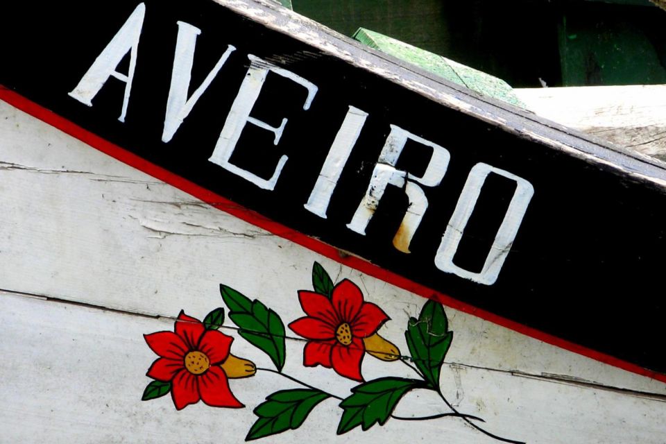 From Porto: Aveiro Half-Day Tour with 1-Hour Cruise - The coach ride from Porto: why the timing matters